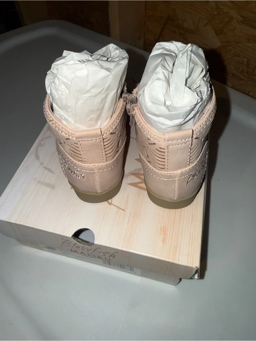 Girls' Blowfish Malibu Sugar Pink Cutout Ankle Boots with Side Zip